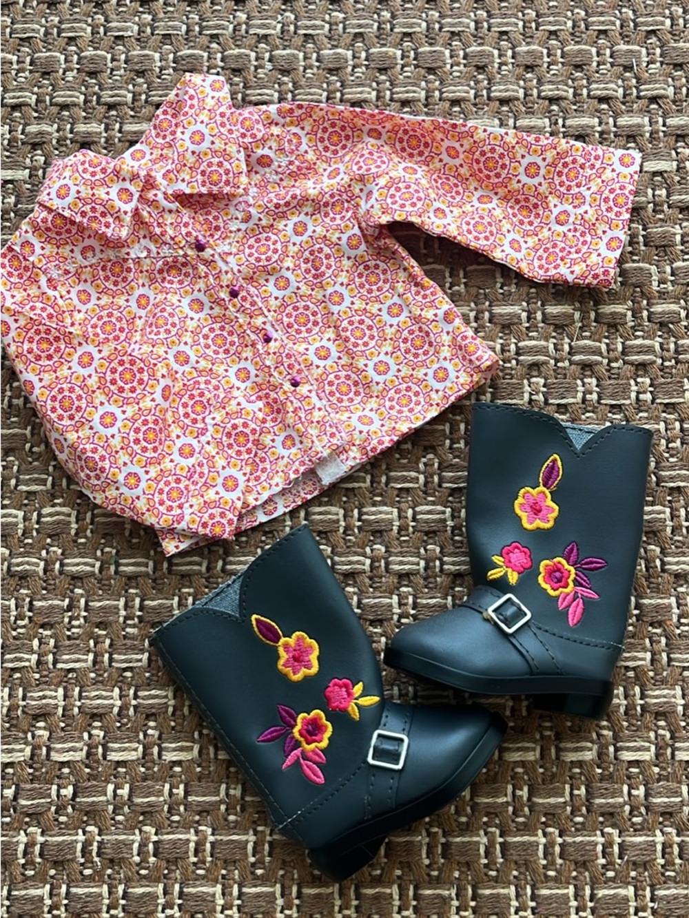 American Girl Doll Saige Horse Back Riding Parade Boots and Shirt